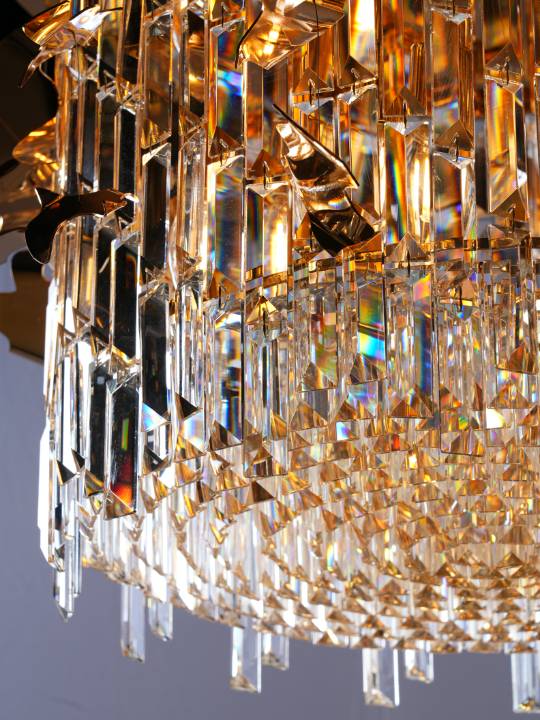 Regalia Mini – 8-Light Crystal Chandelier in Gold