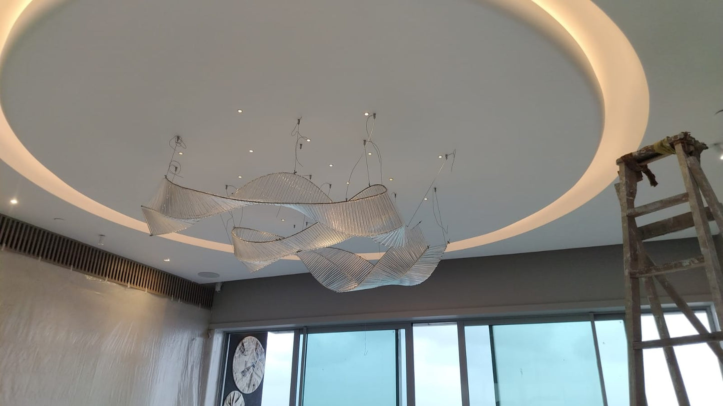 Crystal Veil – Ribbon-Inspired Sculptural Chandelier in Clear Glass