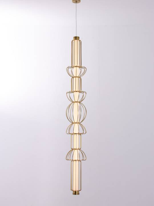 Brass Lumen – Dimmable Vertical Pendant with Acrylic Diffuser