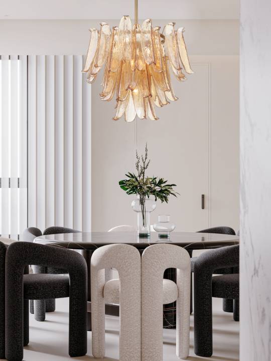 Amber Royale – Brass-Finish Pendant Light with Cracked Glass