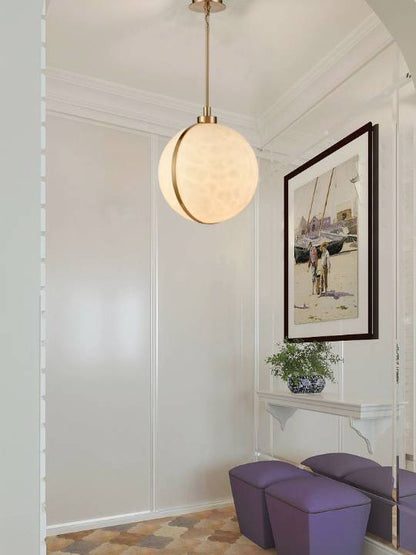 Alba Solo – Brass Alabaster Pendant Light