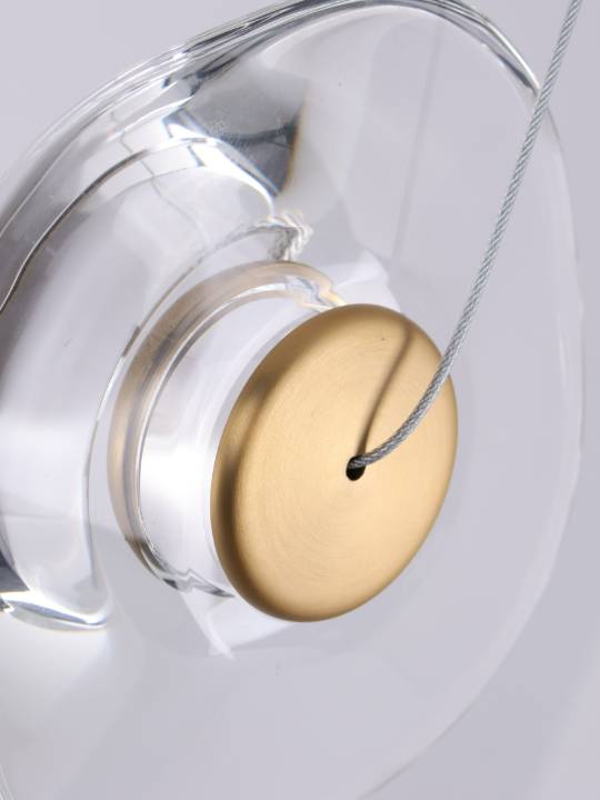 Cristallo Drop – Slim Crystal Pendant in Gold Finish