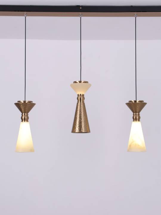 Alba Stratos – Linear Alabaster Pendant Light in Matte Gold