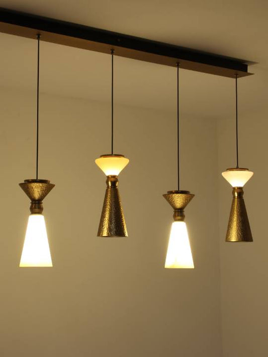 Alba Stratos – Linear Alabaster Pendant Light in Matte Gold