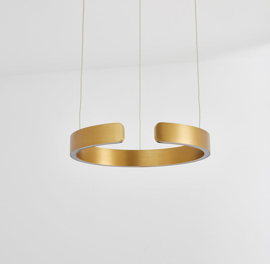 Champagne Gold Pendant Light – Circular Silica Suspension