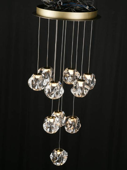 Golden Orbit – 10-Ring LED Chandelier with Acrylic Diffuser