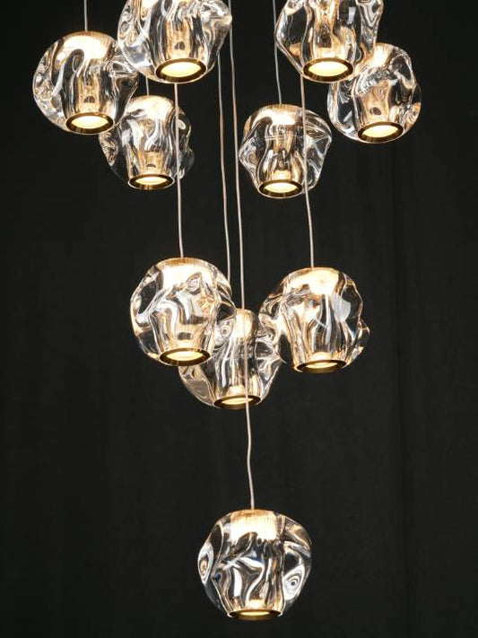 Golden Orbit – 10-Ring LED Chandelier with Acrylic Diffuser
