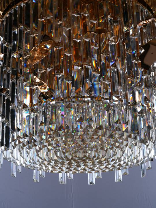 Regalia Mini – 8-Light Crystal Chandelier in Gold