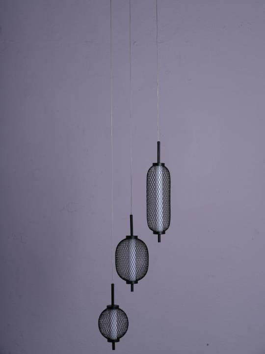 Obsidian Halo – 3-Light Mesh Chandelier in Matte Black Finish