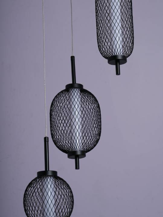 Obsidian Halo – 3-Light Mesh Chandelier in Matte Black Finish