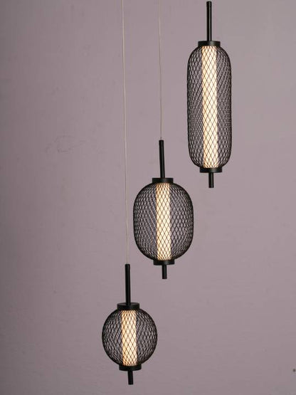 Obsidian Halo – 3-Light Mesh Chandelier in Matte Black Finish