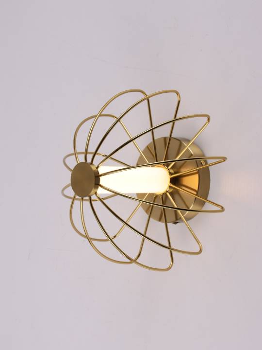 Modern Brass Wall Light with Acrylic Diffuser