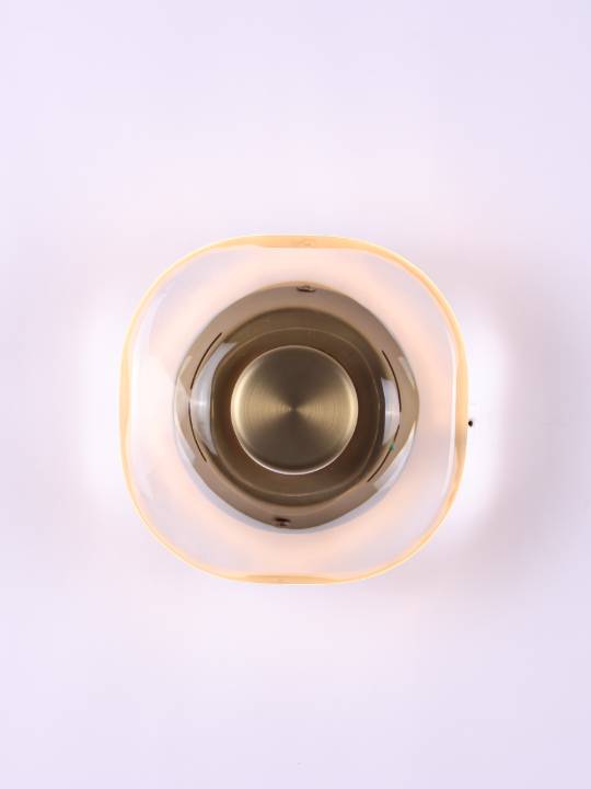 Crystal Accent Wall Light – Luxe Round Gold Finish