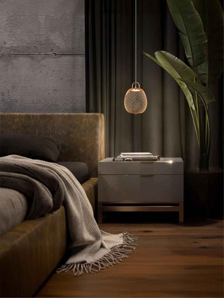 Aurum Solo – Gold Single LED Pendant (6W)