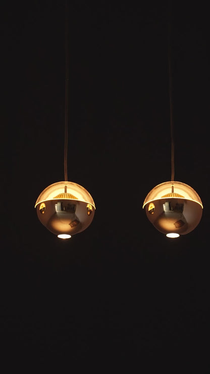 Linea Luxe – 4-Light Linear Chandelier in Shining Gold Finish